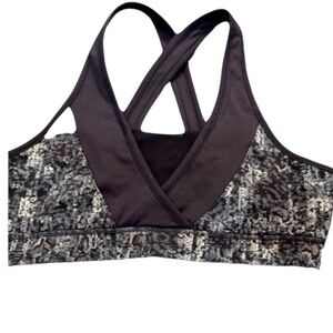 Thread For Thought Navy Print Sports Bra Large NWT Cross Back Yoga Activewear